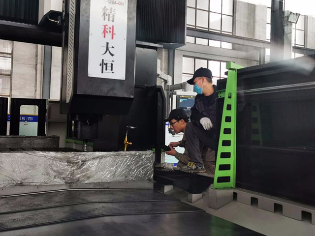 數(shù)控龍門銑床加工范圍有哪些？可以適用什么行業(yè)